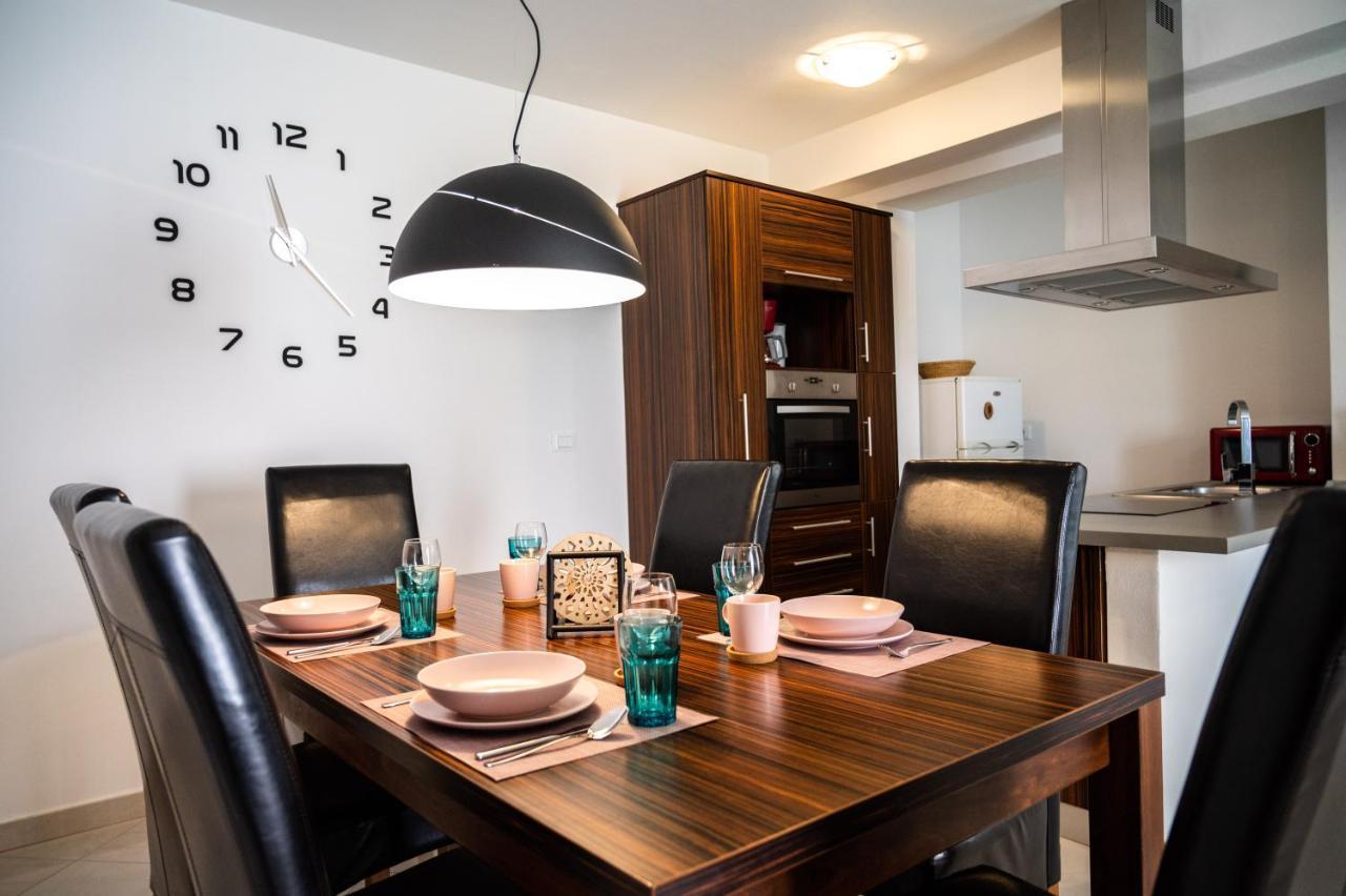 Villa Alpa Umag Luaran gambar