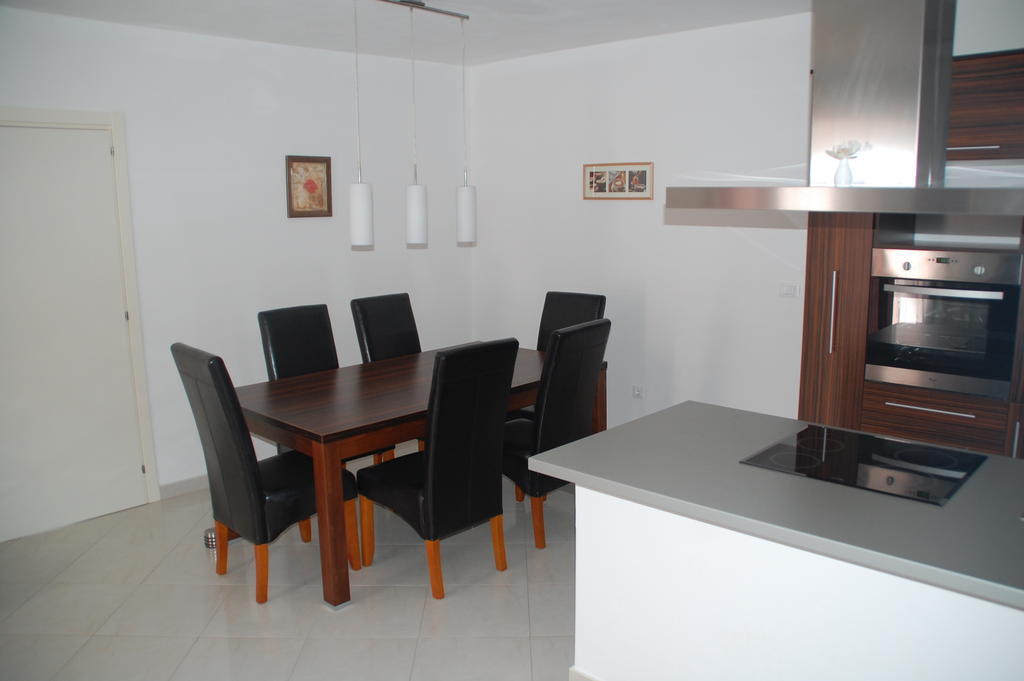 Villa Alpa Umag Luaran gambar
