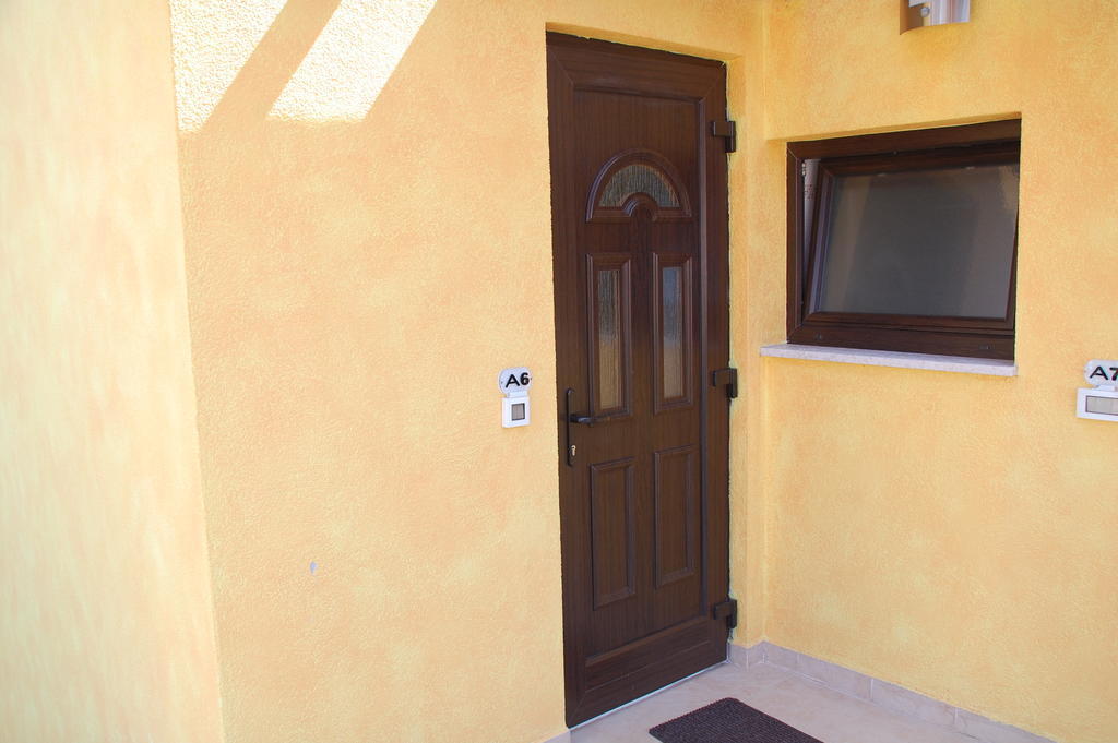Villa Alpa Umag Luaran gambar